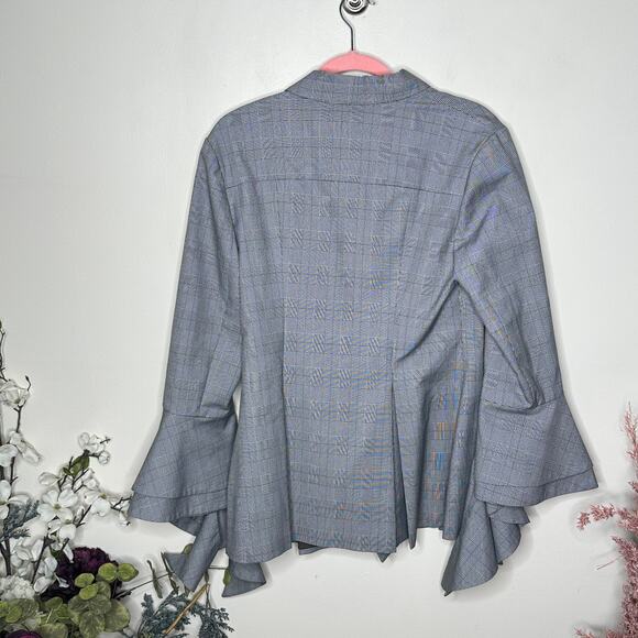 C/MEO COLLECTIVE Ruffled Bell Sleeve Plaid Double Breasted Blazer Gray - Picture 4 of 6